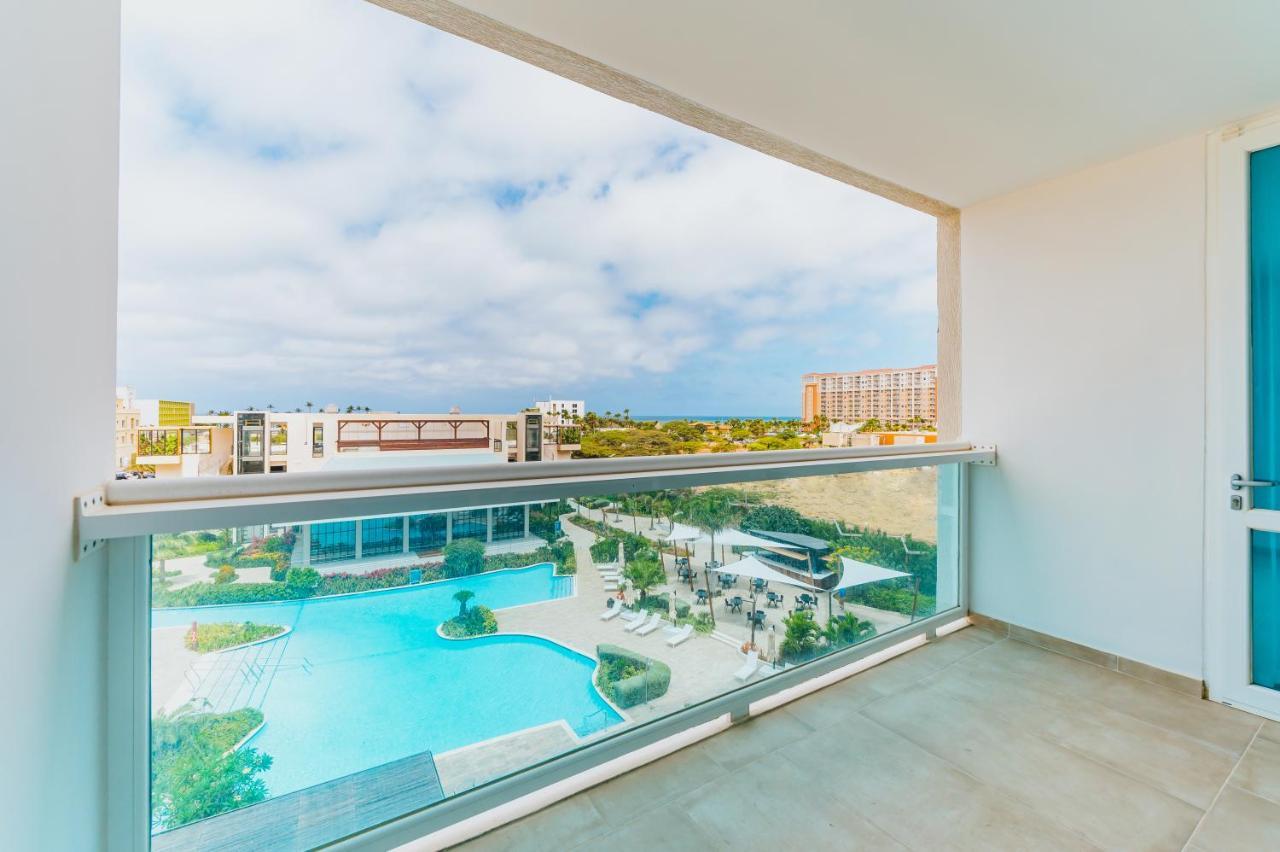 Radisson Blu Aruba Hotel Palm Beach Exterior foto